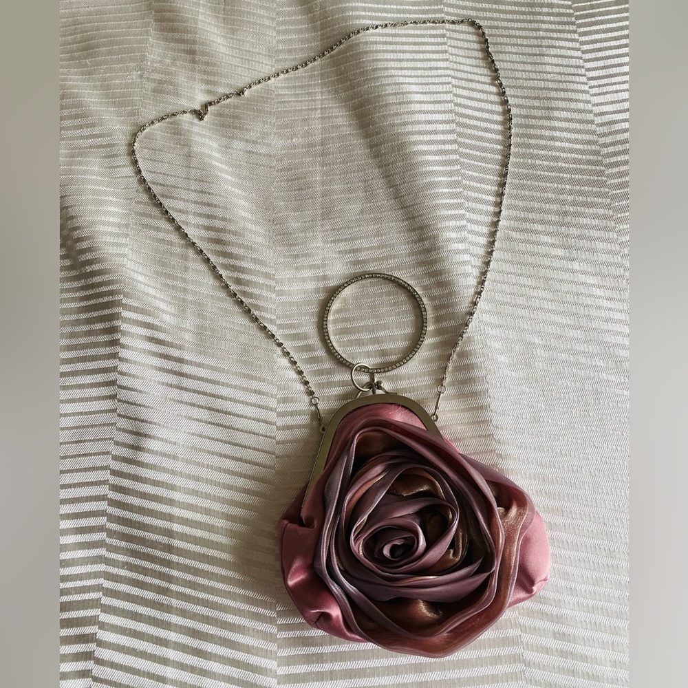 Mauvy Pink Rose Purse